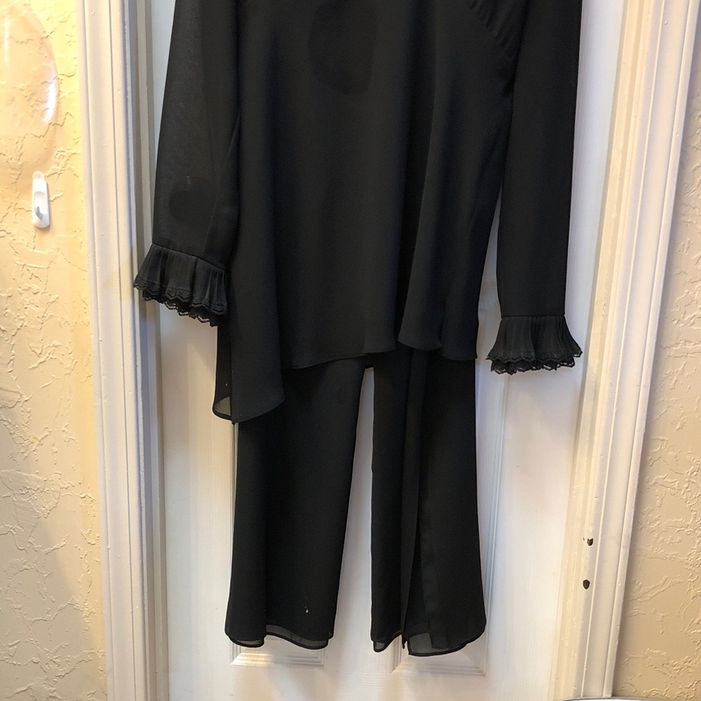Chic Black Ruffled Pantsuit - Picture 2 of 4